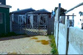 3 Bedroom Property for Sale in Joe Slovo Western Cape